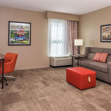 Hampton Inn & Suites Charlotte Arrowood Rd Εξωτερικό φωτογραφία