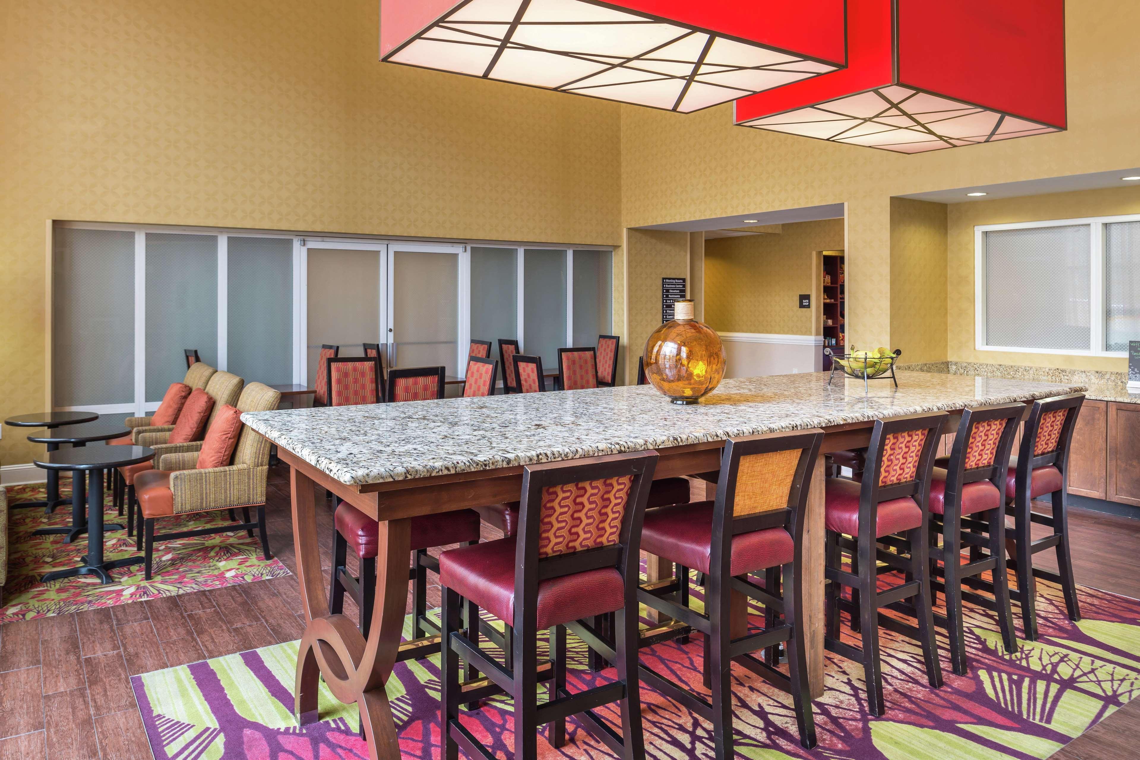 Hampton Inn & Suites Charlotte Arrowood Rd Εξωτερικό φωτογραφία