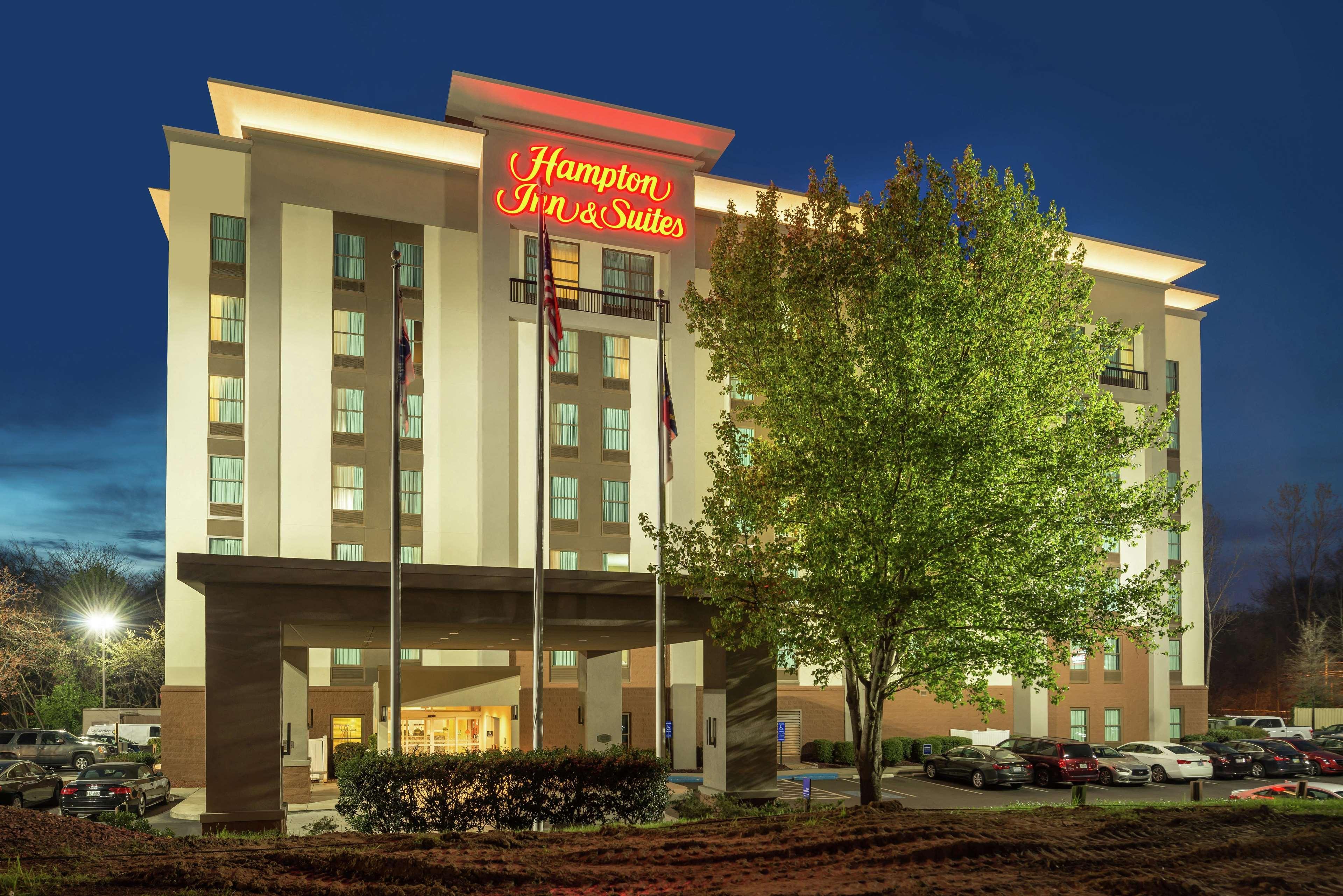 Hampton Inn & Suites Charlotte Arrowood Rd Εξωτερικό φωτογραφία