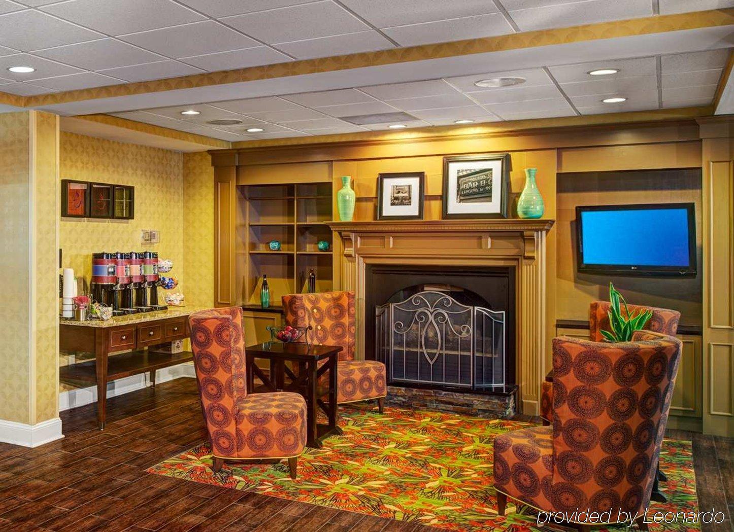 Hampton Inn & Suites Charlotte Arrowood Rd Εσωτερικό φωτογραφία